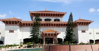 सांसदलाई काठमाडौं बाहिर जान निषेध !