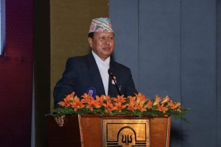 कांग्रेस नेताको घोषणा : कोरोनाले आमा गुमाएकी शिशुलाई ५० हजार, शिक्षा र रोजगारीको ग्यारेन्टी