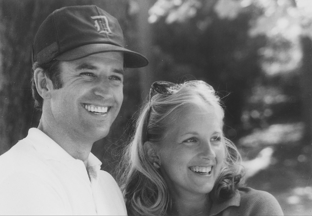 1024px-Joe_and_Jilly_Biden_early_photo.jpg