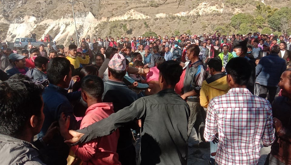 कांग्रेसका नेता साउदमाथि ओली समूहका कार्यकर्ताले गरे आक्रमण, ३ जना घाइते