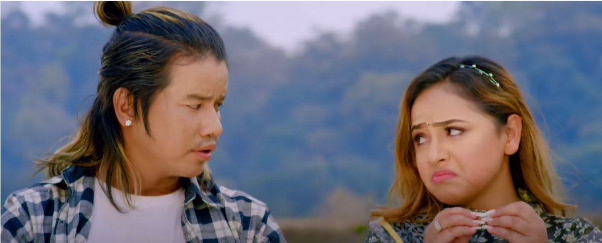 बाबुराम भट्टराई र सर्मिला तिवारीको आवाजमा लोकदोहोरी गीत 'लभको चक्कर...' रिलिज [ भिडिओ ]