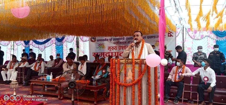 किसान, बाढीपीडित, सुकुम्बासी र नागरिकताका समस्या तत्काल समाधान हुनुपर्छ : नेता कँडेल
