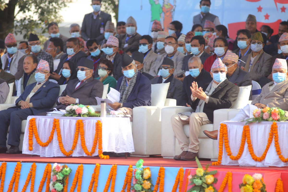 एमाले, राप्रपा, माओवादीभन्दा कांग्रेसकै महाधिवेशनको चौतर्फी चर्चा र प्रशंसा
