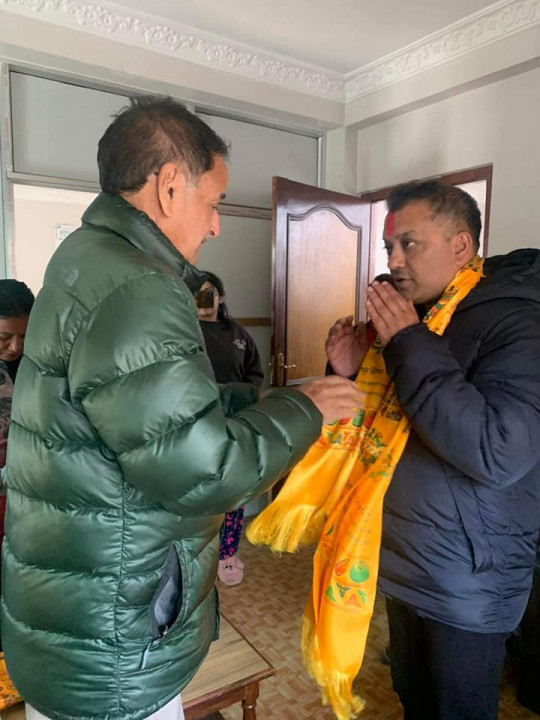 सिटौला निवासमा कांग्रेस महामन्त्री गगन थापा