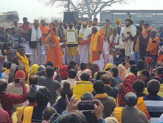 अयोध्याको राम मन्दिर ट्रष्टलाई औपचारिक रुपमा देवशीला हस्तान्तरण 
