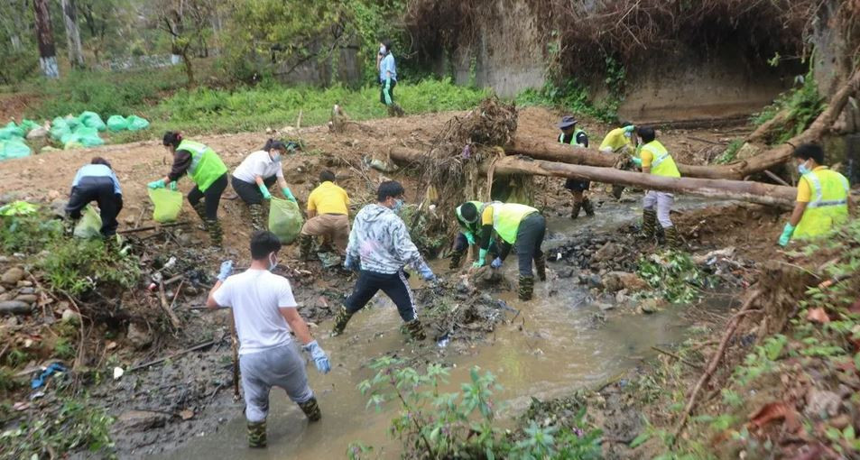 विश्व वन दिवसको अवसरमा इटानगरका युवाहरुले गरे यागमसो नदीको सरसफाई
