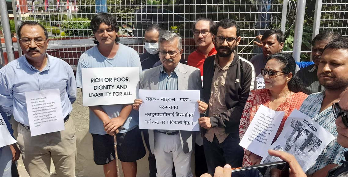 अनशनरत ईः बालेनका लागि पर्न सक्छन् भारी