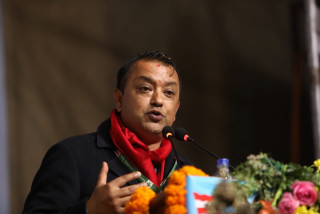 गगन थापाको प्रस्ताव : पार्टीको उम्मेदवार छान्दा क्रियाशीलले मतदान गर्ने व्यवस्था गरौँ