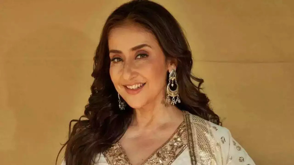 पूर्वराजा ज्ञानेन्द्र शाहलाई विमानस्थलमा भव्य स्वागत गर्न अभिनेत्री कोइरालाको अपिल