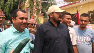 धम्कीपूर्ण शैलीमा प्रवक्ता शाहीले भने : संयमित नभए प्रहरीका परिवारसमेत खोज्छौं