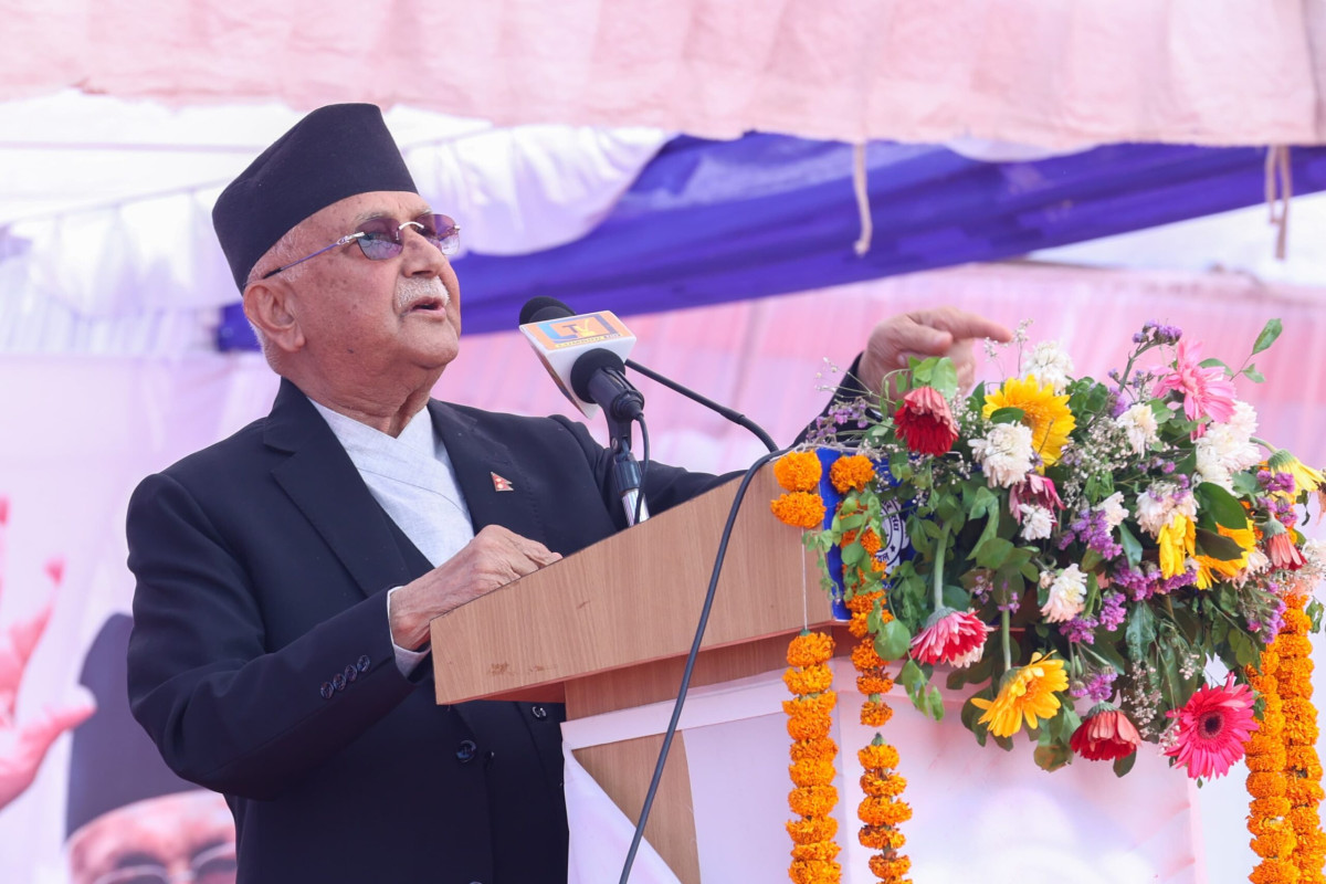 शिक्षकहरूले देशको हित हेर्नुपर्छ : प्रधानमन्त्री ओली