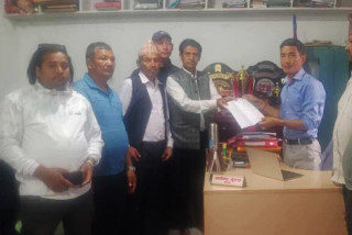 वडाध्यक्ष गायब भएपछि पालिका अध्यक्ष भेट्न पुगे स्थानीय