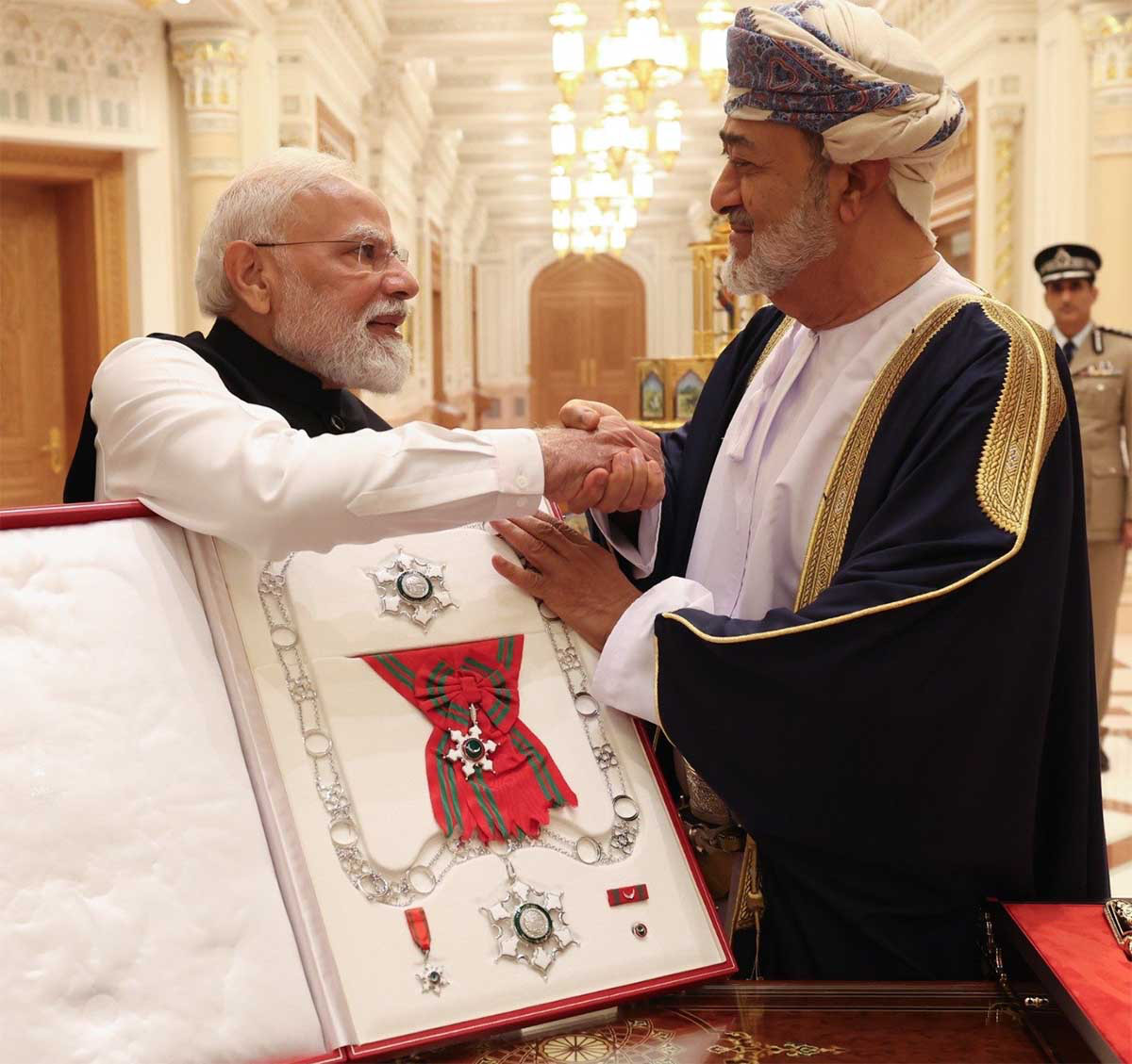 मोदीलाई ओमानको सम्मान अर्डर,भारत-ओमान व्यापार सम्झौतामा हस्ताक्षर