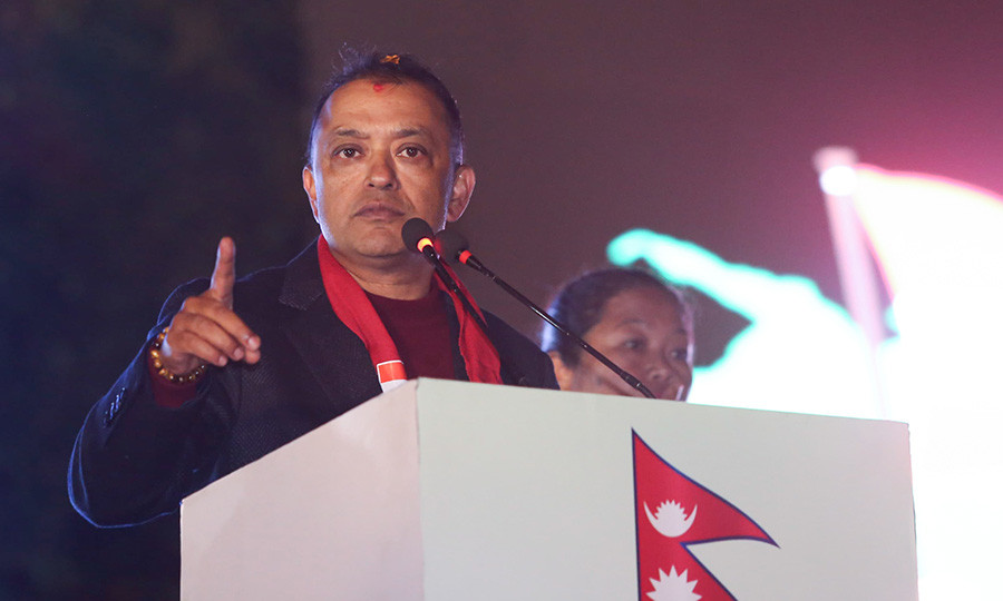 चुनावी कमाण्ड सम्हाल्न गगन थापा सर्लाही जाँदै