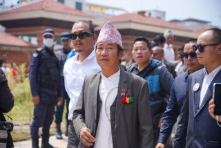 प्रतिपक्षमा रहेर प्रश्न गर्ने र सरकारलाई समर्थन गर्ने छौँ : हर्क साम्पाङ
