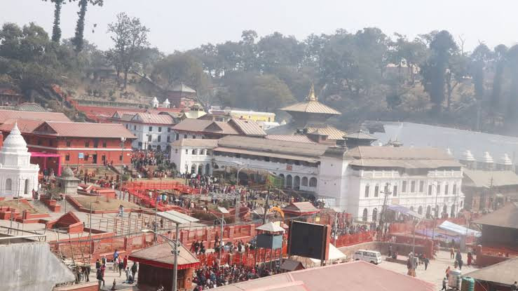 भोटेकोशी बाढीका मृतकहरूको सद्गतिका लागि पशुपतिनाथमा अनुष्ठान