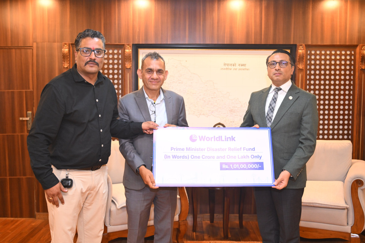 रसुवा बाढीपीडितको राहत र पुनर्स्थापनाका लागि वर्ल्डलिंकको १ करोड १ लाख सहयोग