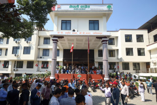 कांग्रेस उपसभापतिमा भण्डारीको फराकिलो अग्रता,  गुरुङ निकै पछाडि